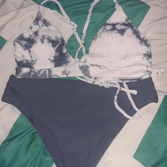 ROMWE~Swimsuits - Picture 1 of 2